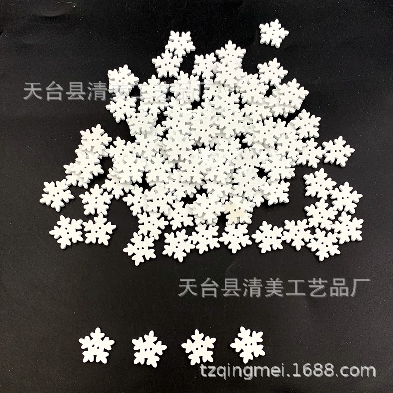 18mm blanco copo de nieve botones suministros de Navidad madera copo de nieve botones decorativos pintura accesorios de ropa de Navidad