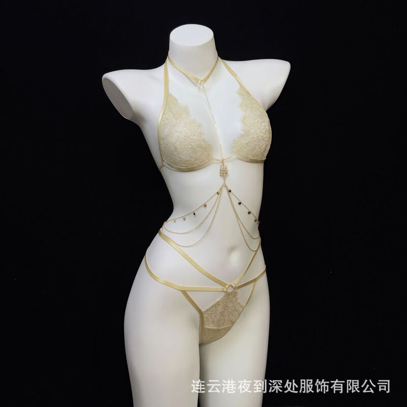 Deep into the Night, Looking for Heart, Chain Lace Three-Point Bra and Panties Set, Sexy Intimates, Sexy Pure Lust Style Naked Buttocks