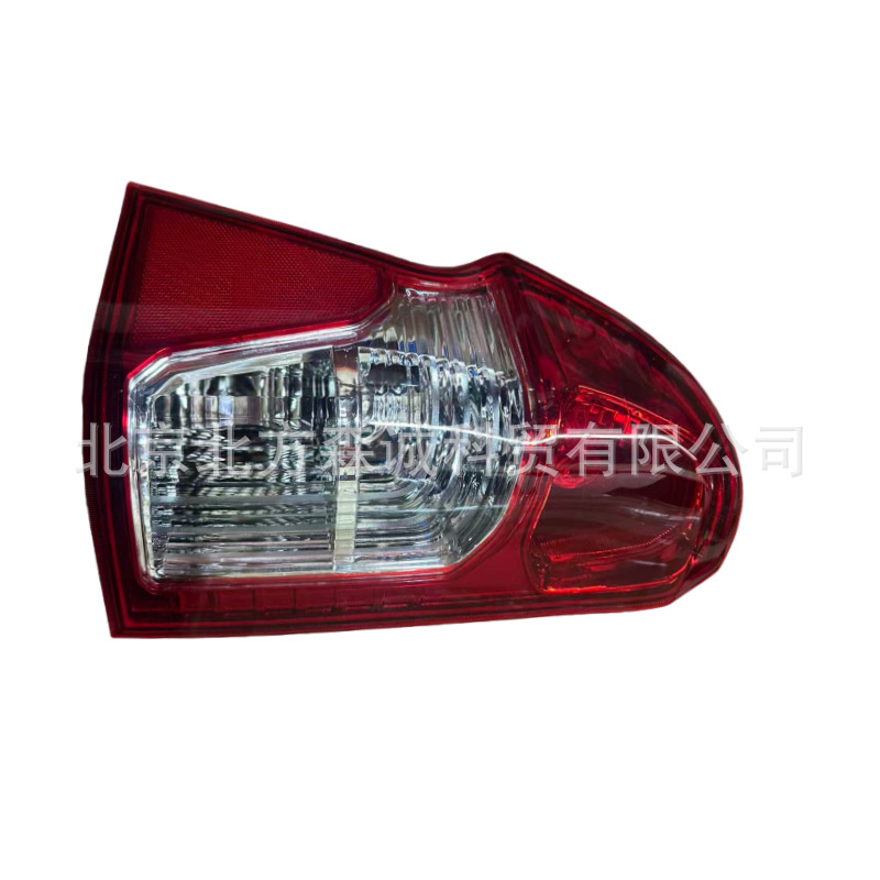 8360132500 8360232500Ssangyong Aitong Rear Tail Light Is Suitable for 2012-2014 Models