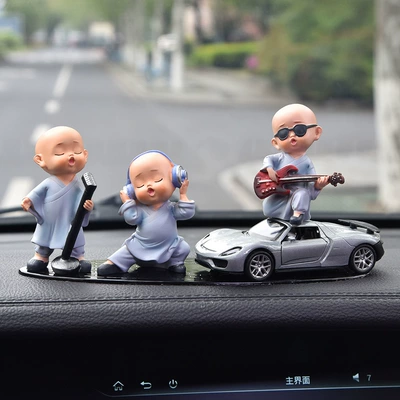 Car Ornaments Car Creative: Car ornaments - band-little-monk-gray-sports-car-small-oval-pad