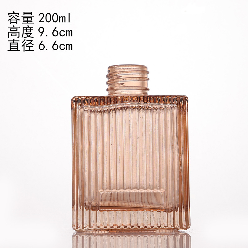 Botella de fragancia cuadrada vertical botella de perfume decoración para el hogar decoración botella de fragancia de vidrio botella de fragancia