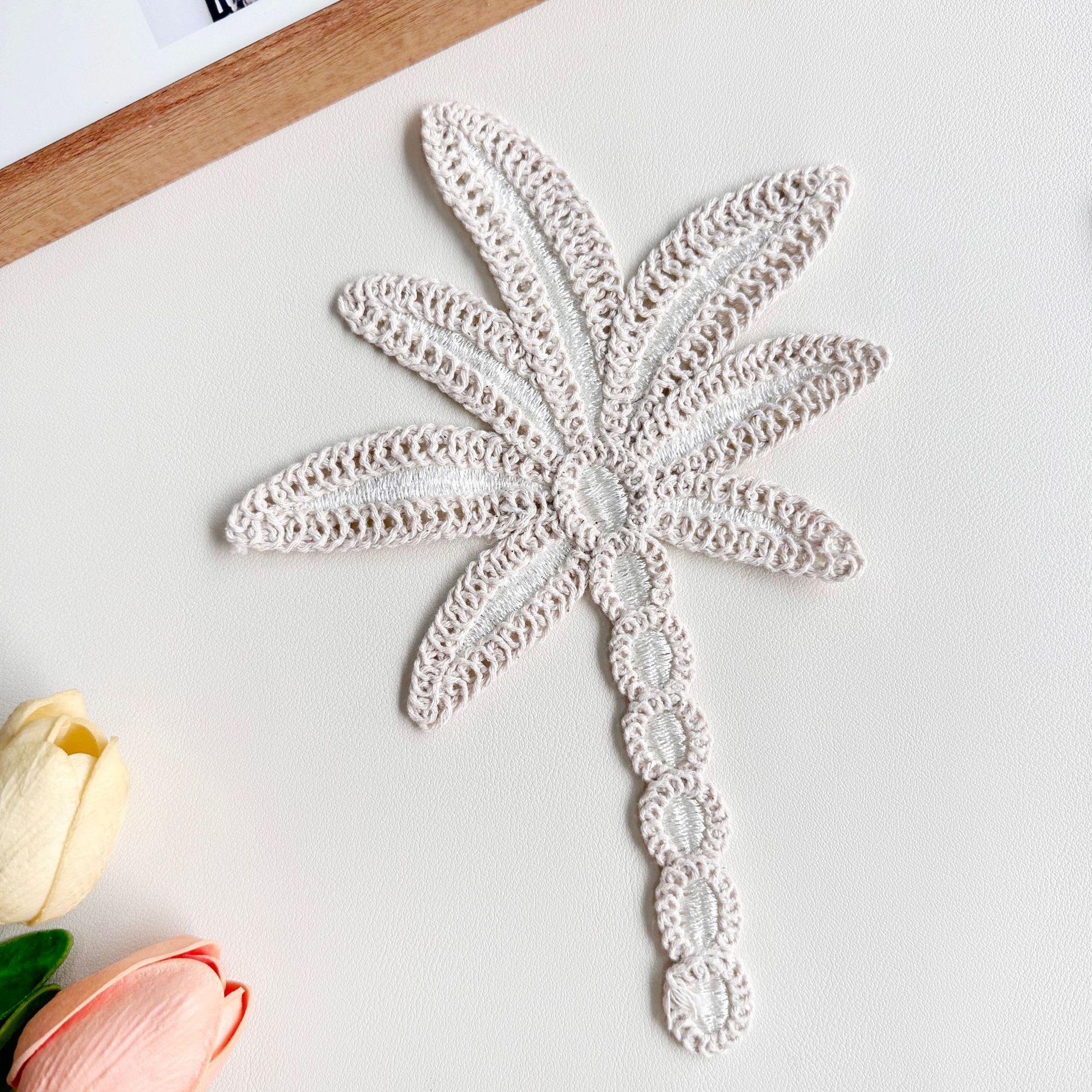 Estilo explosivo transfronterizo, pegatinas de tela de flores grandes, parches de poliéster de albaricoque, ropa de bricolaje, zapatos, sombreros, equipaje, accesorios para niños, decoración