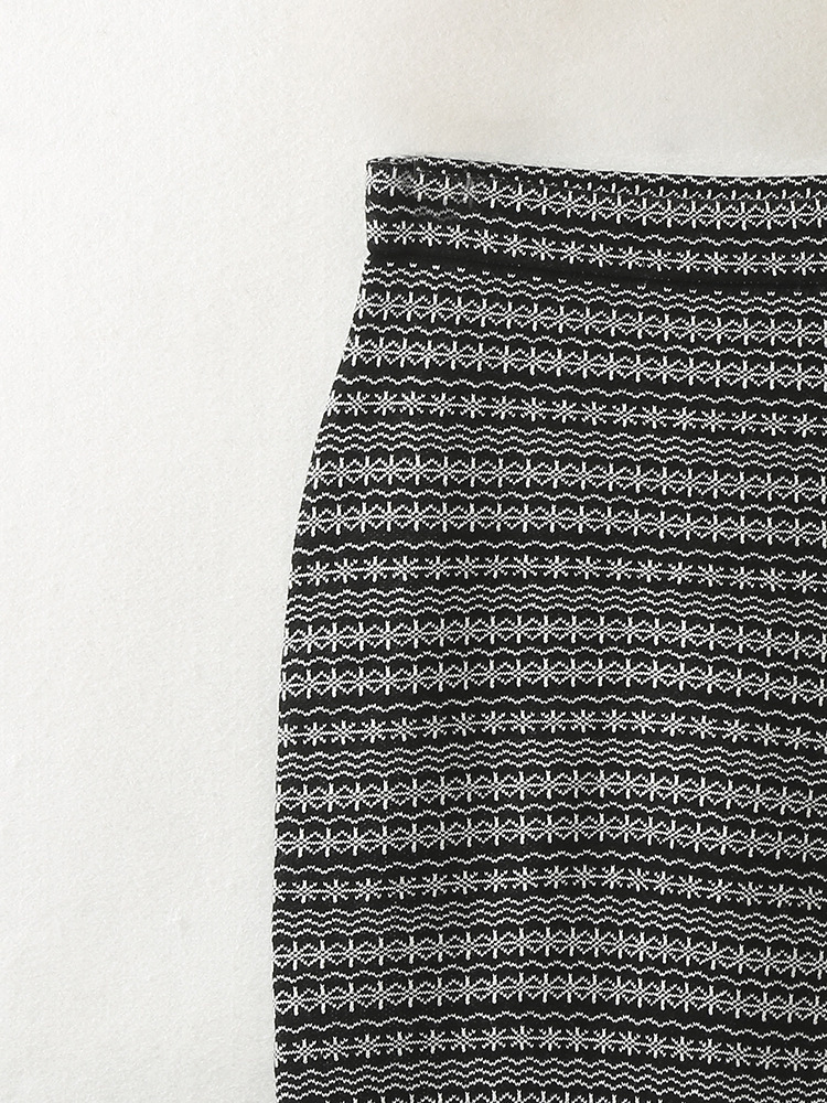 Women's 2024 Summer New Color blocked Striped Strap Slimming Half Skirt Set_voghion.com