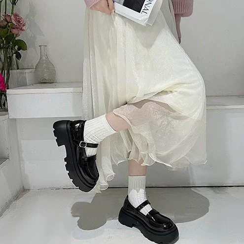 Женские лоферы на толстой подошве, лето 2024, новые маленькие кожаные туфли Мэри Джейн в стиле ретро, ​​модная и универсальная нишевая женская обувь