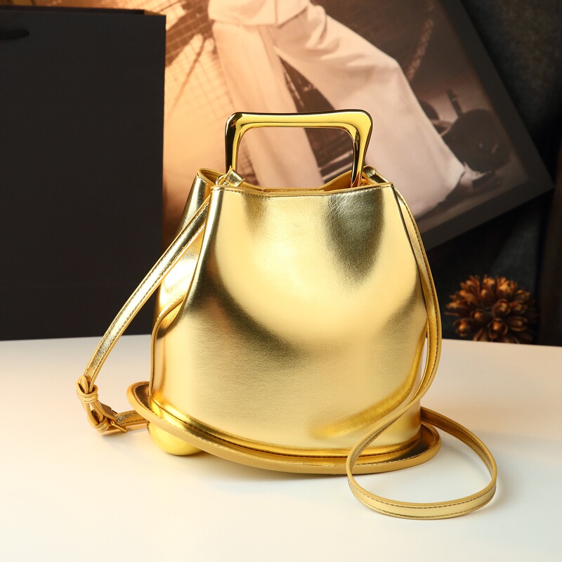 Metal Square Handle Irregular-Shaped Bucket Bag, Niche Designer Glossy Single-Shoulder Crossbody Bag, Light Luxury Style Commuter Women's Bag Metal Square Handle Irregular-Shaped Bucket Bag, Niche Designer Glossy Single-Shoulder Crossbody Bag, Light Luxury Style Commuter Women's Bag