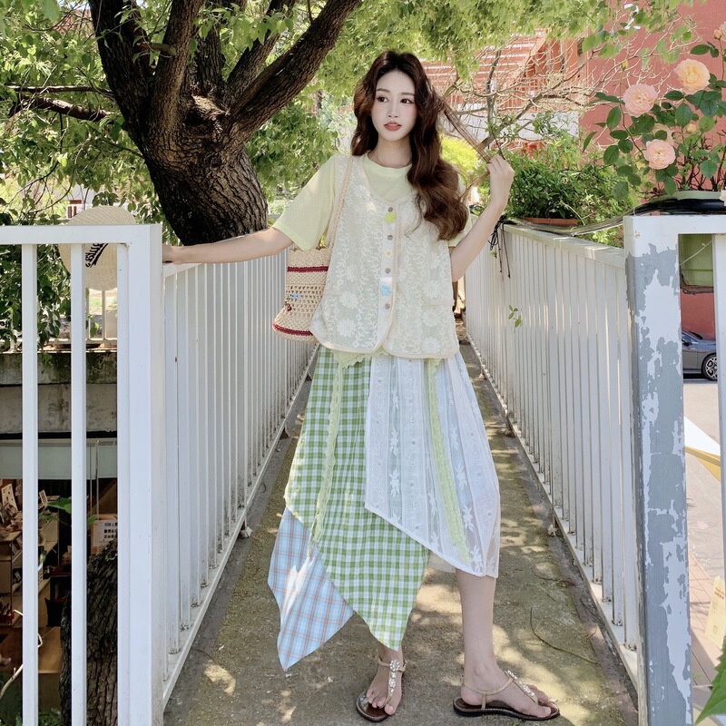 Fresh and Stylish Lace Overlay Vest T-Shirt High-Waisted Skirt Set for Women, Summer, Very Attractive Irregular Three-Piece Set Fresh and Stylish Lace Overlay Vest T-Shirt High-Waisted Skirt Set for Women, Summer, Very Attractive Irregular Three-Piece Set
