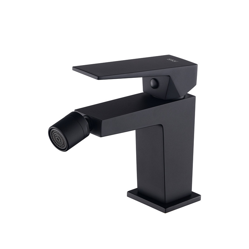 Mueble de baño de cobre dibujo pistola gris Cuenca del grifo Nordic simple luz de lujo estilo bajo encimera Cuenca caliente y fría grifo