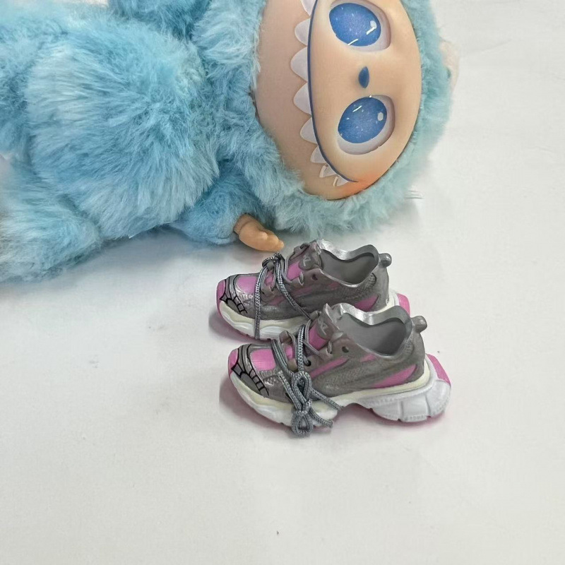 LABUBU Zapatos Rabu Ropa de bebé 17cm felpa vinilo bolso de muñeca colgante para zapatos desnudos caja ciega