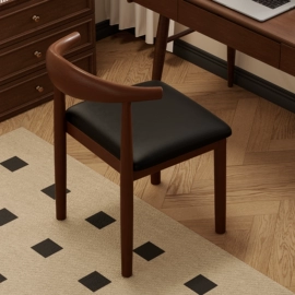 电脑桌;床头柜;桌类、茶几