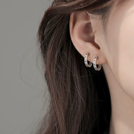 戒指;项链;手链