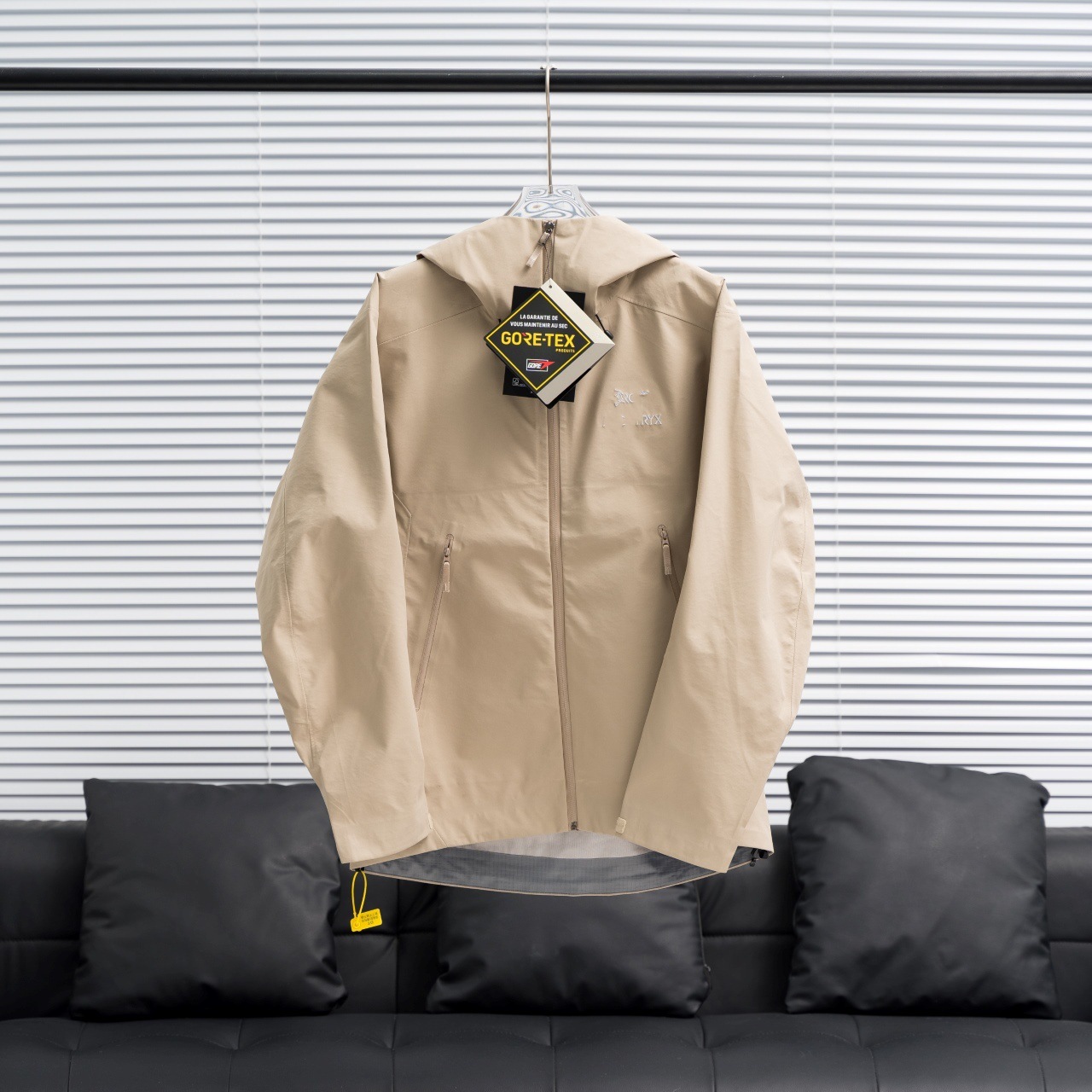 Transfronterizo suministro directo de LT Bird 's home con el mismo tipo de chaqueta de asalto masculina y femenina al aire libre impermeable abrigo de cáscara suave