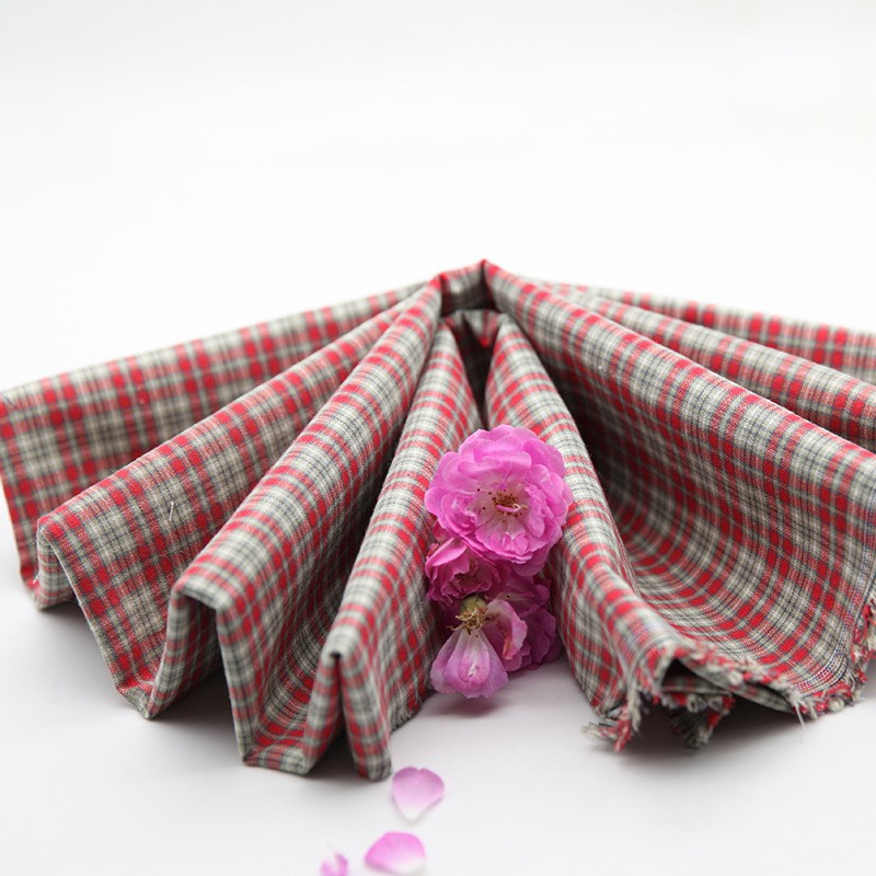 Primero tiñe la tela: 3 (media yarda) (ancho 140 cm)