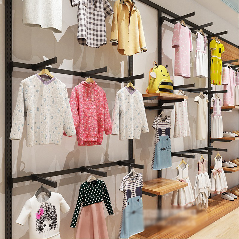 Estante de exhibición de la tienda de ropa para niños combinación de pared estante de ropa para niños percha de piso estante de exhibición en forma de Casa simple