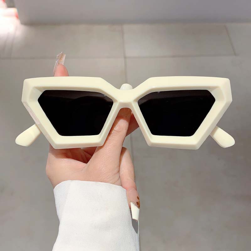 Nuevas gafas de sol de diamantes punk hip-hop de marco grueso transfronterizas, gafas de sol de alta gama irregulares, gafas de sol de moda transfronterizas