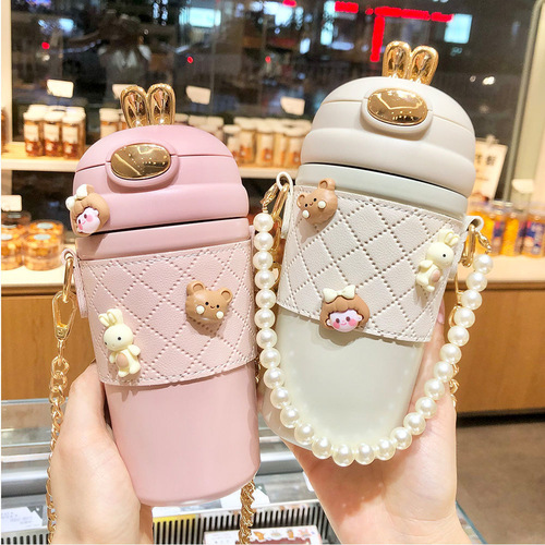 Thermos cup for women, simple and exquisite, high-end, small, fragrant, cross-body water cup, high-looking portable straw cup, cute girl