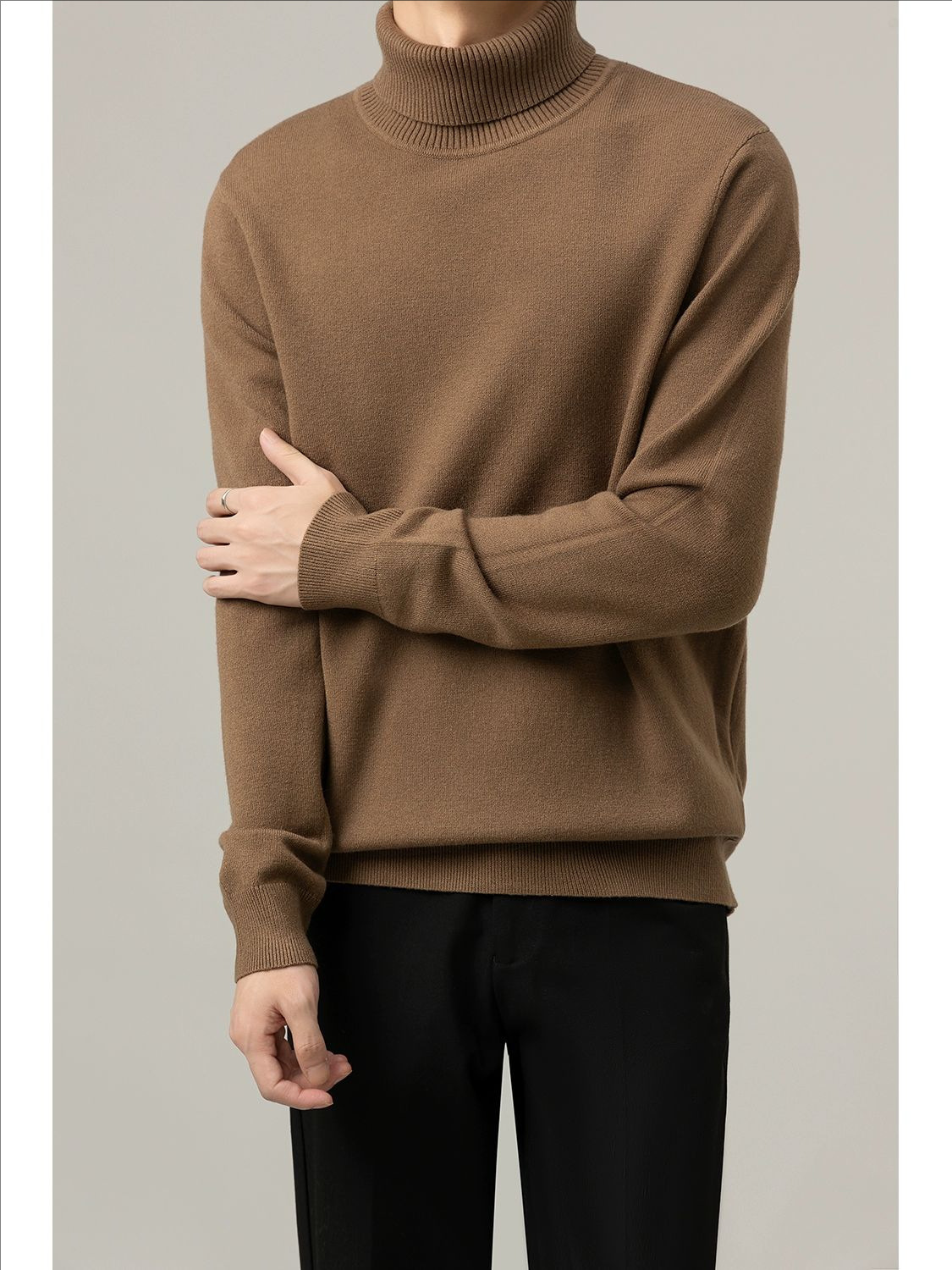 Suéter de hombre otoño y invierno nuevo cuello redondo caliente delgado casual hombre camiseta de fondo de color sólido de moda de hombre