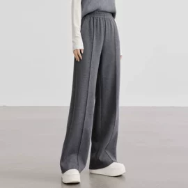 连衣裙;女式毛呢外套;其他短外套