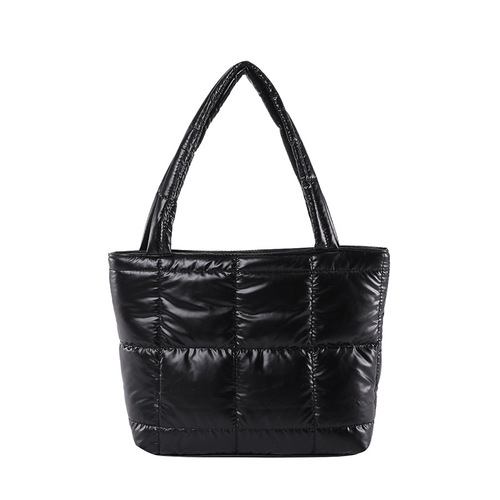 Internet celebrity large capacity fashion Korean version versatile ins shoulder bag women 2024 new armpit bag Korean version tote bag