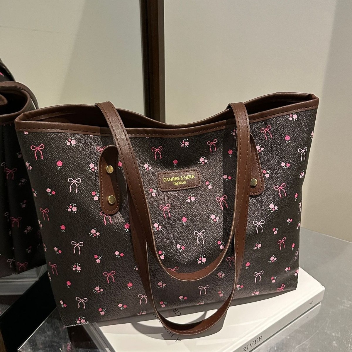 2025 Fashion Autumn New Design Shoulder Bag New Women's Bag Trendy Easiest for Match Casual Handbag