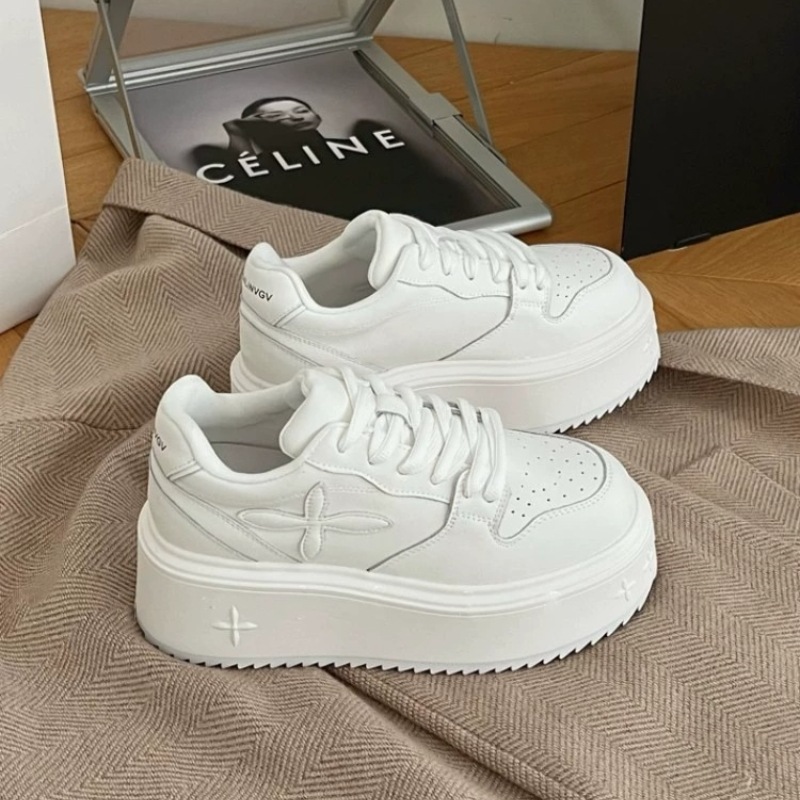 Zhao LuSi con el mismo aumento de altura de zapatos blancos universales para mujeres de alto valor facial estilo de campus de cuatro hojas de cordón de grasa zapatos casuales de suela gruesa