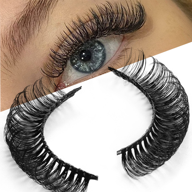 Russia's large-curved eyelashes with a s...