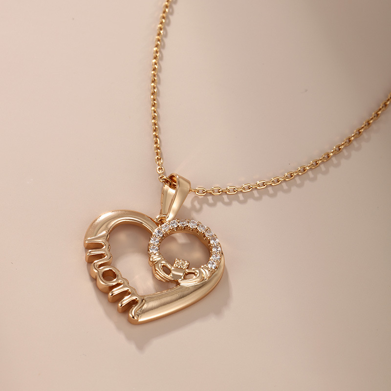 Joyería Xupe estilo coreano nicho diseño alto sentido collar joyería mujer neto rojo Luz de lujo temperamento amor colgante venta al por mayor