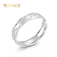 ����ʱ�������·�Ѹֽ�ָ5mm��Լ�󷽲�����׹ⲻ��ɫʳָ��
