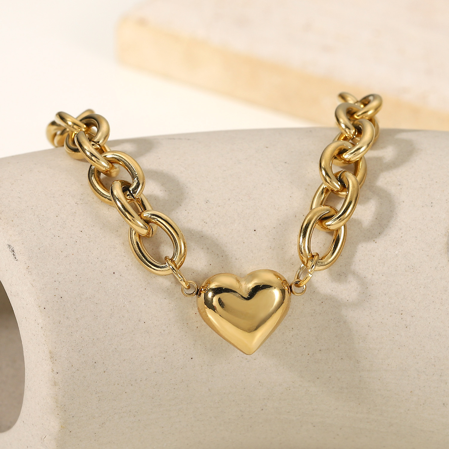 الأزياء 14k الذهب سميكة يا على شكل سلسلة القلب الفولاذ المقاوم للصدأ سوار display picture 3