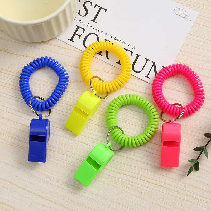 Plastic Spring Whistle, Coach's Spring Rope Whistle, Outdoor Sports Competition Manufacturer Wholesale Keychain Accessories