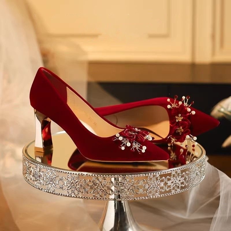 Extra Wide and Large Floral Red Velvet Xiuhe Wedding Shoes for Women, Comfortable Thick Heel High Heels, Suitable for Toast Attire, Chinese Style Bridal Shoes