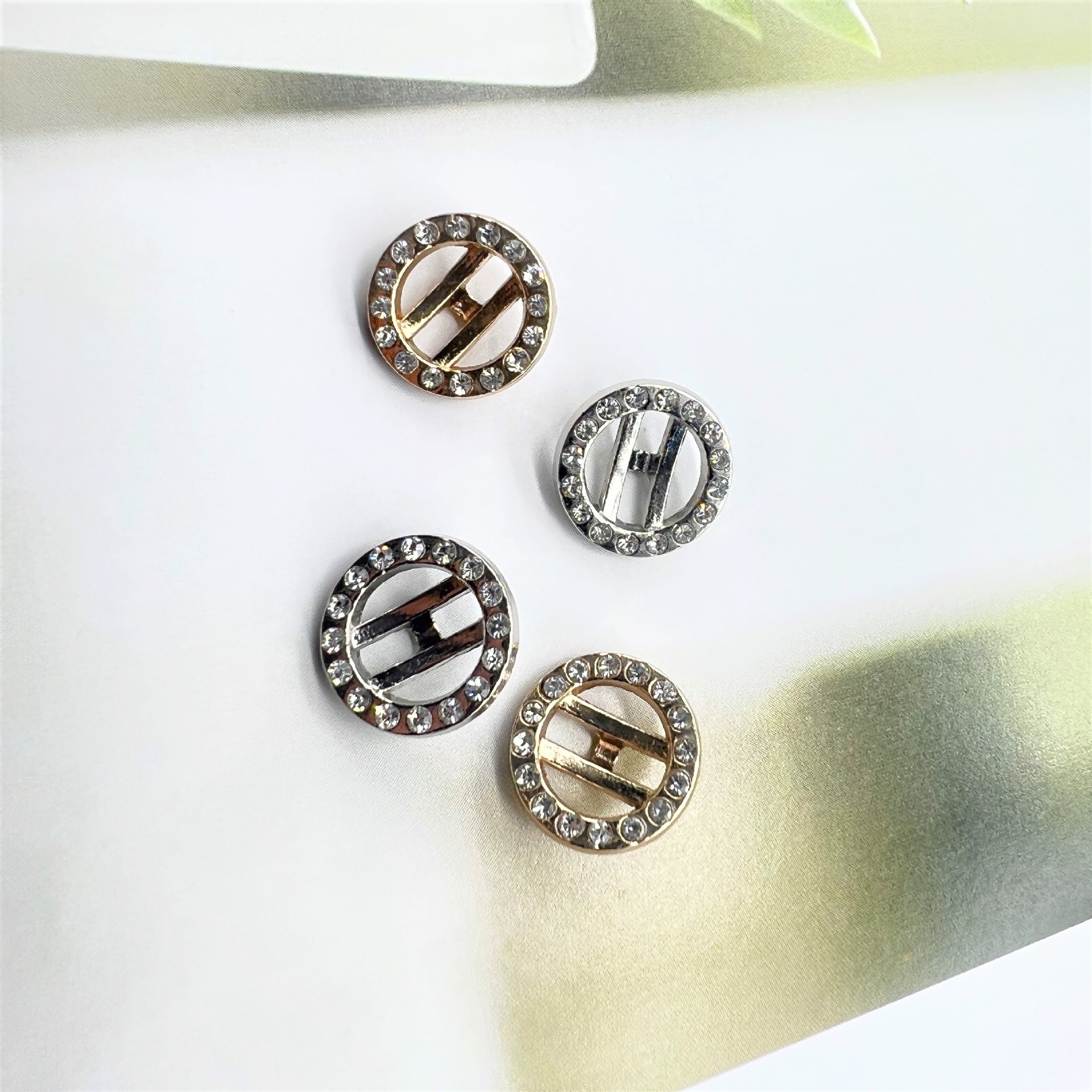 复古英伦风高档字母H小香风大衣复古风衣纽扣衬衫装饰扣手缝