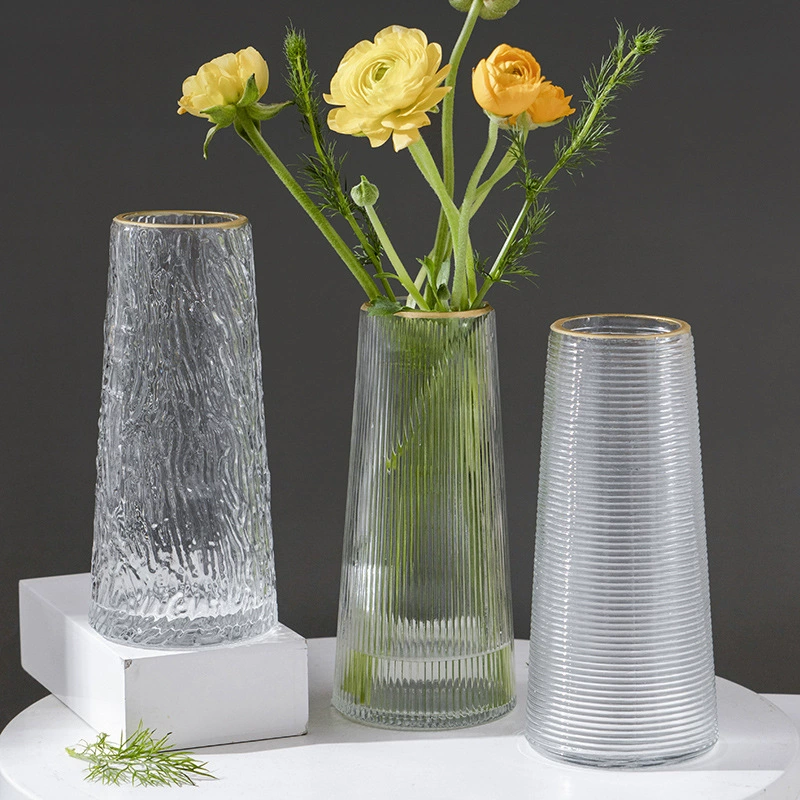 Специальное предложение Современная простая вертикальная полоса с трассировкой Золотая стеклянная ваза Гостиная Цветочные украшения Прозрачные