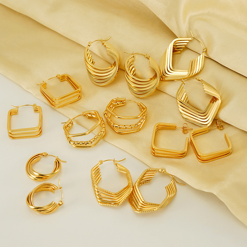 Argolas da moda para mulher em aço titânio design versátil_voghion.com