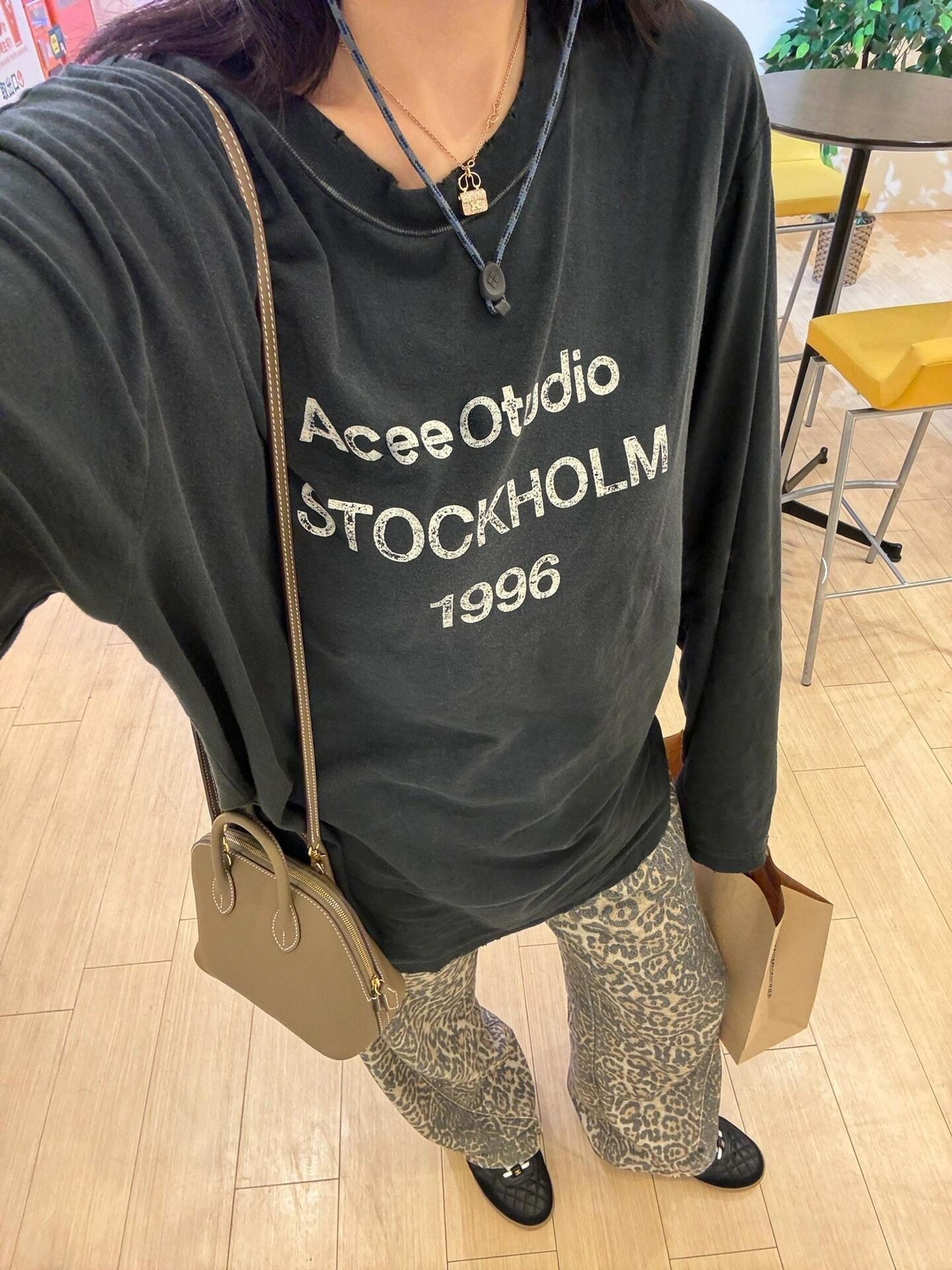 Faded black (long sleeves)