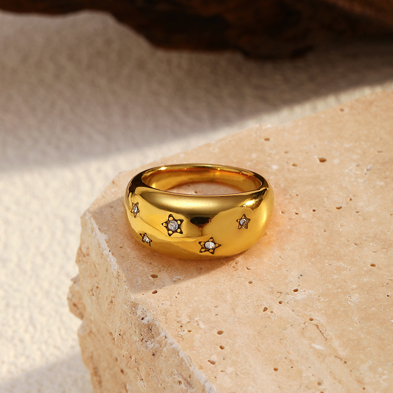 Europa y los Estados Unidos en la abertura de corte de viento anillo de diamante de acero de titanio chapado en PVD 18k oro real no se desvanece anillo de lujo ligero i