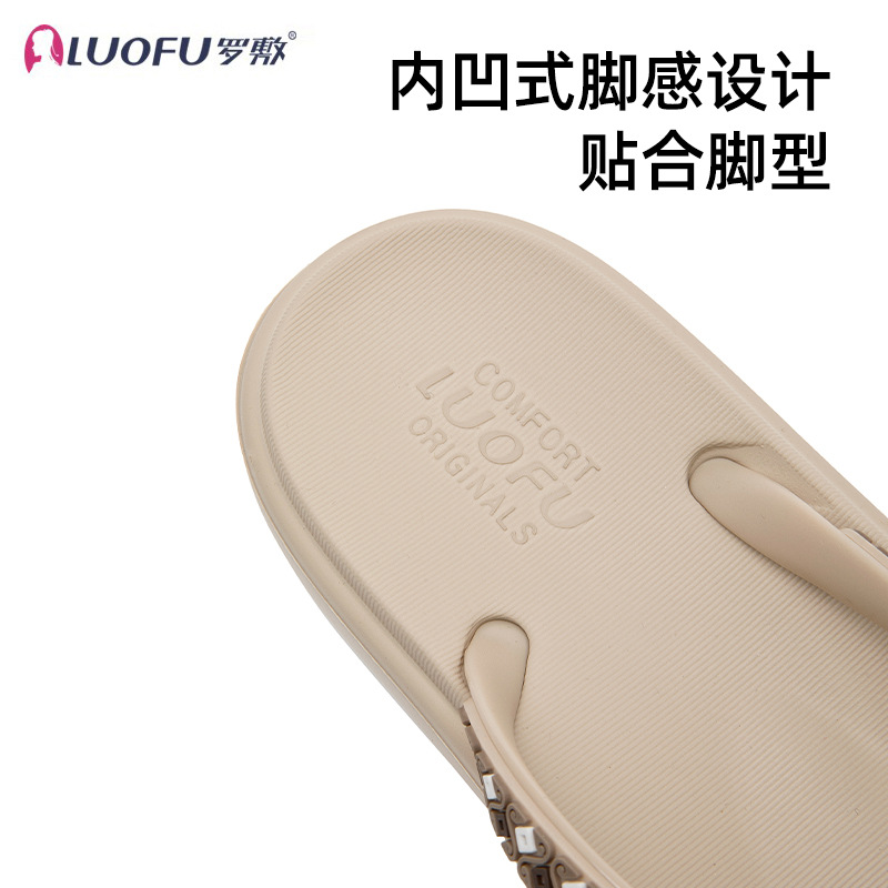 Chanclas de suela gruesa de diamantes de imitación para mujer en verano 2025 nueva moda realce sandalias y zapatillas antideslizantes de vacaciones en la playa
