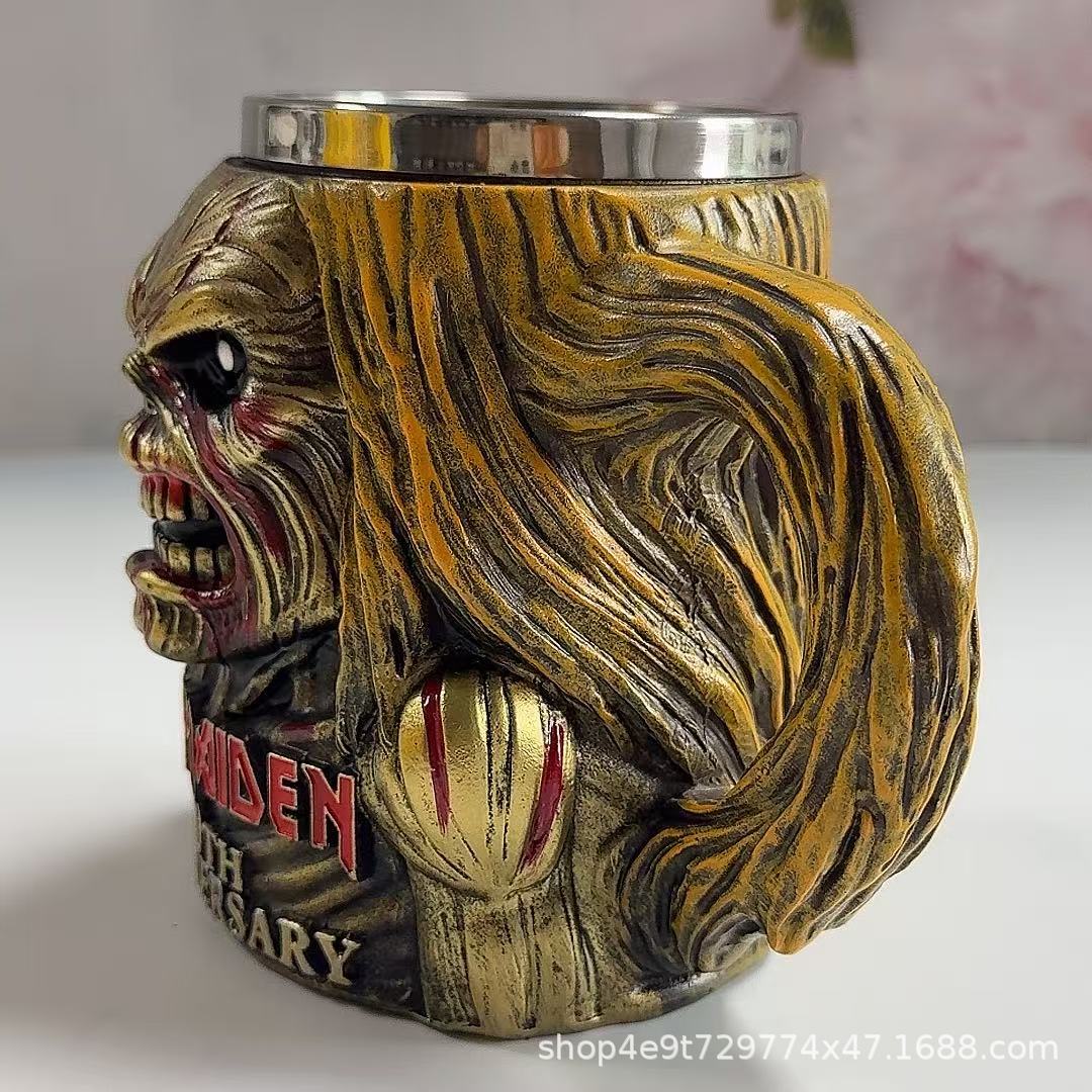 Ventas transfronterizas calientes nuevas Iron Maiden 50 aniversario de acero inoxidable 3D personalidad taza
