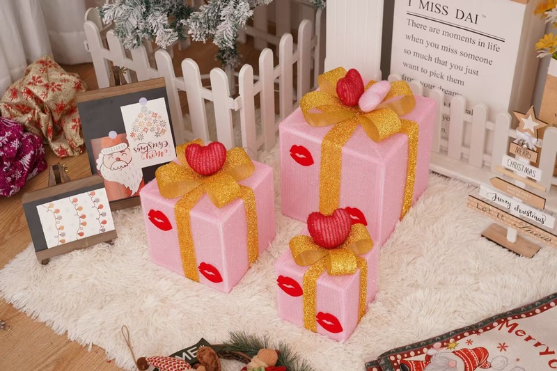 新しいクリスマスギフトボックス3点セット クリスマスギフトボックス 誕生日パーティー ライトデコレーション小道具 クリスマスライト ギフトオーナメント|undefined