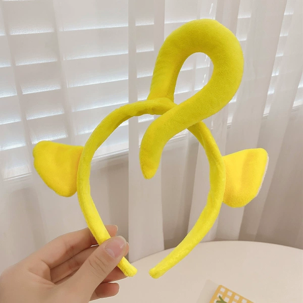 Yellow antenna