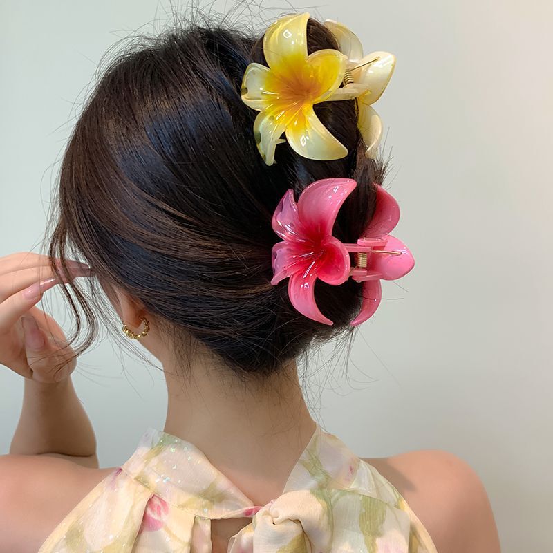 クロスボーダーの卵の花は大きいサイズの高級感のグラデーションの花の髪を挟んで後頭部を挟みます。|undefined