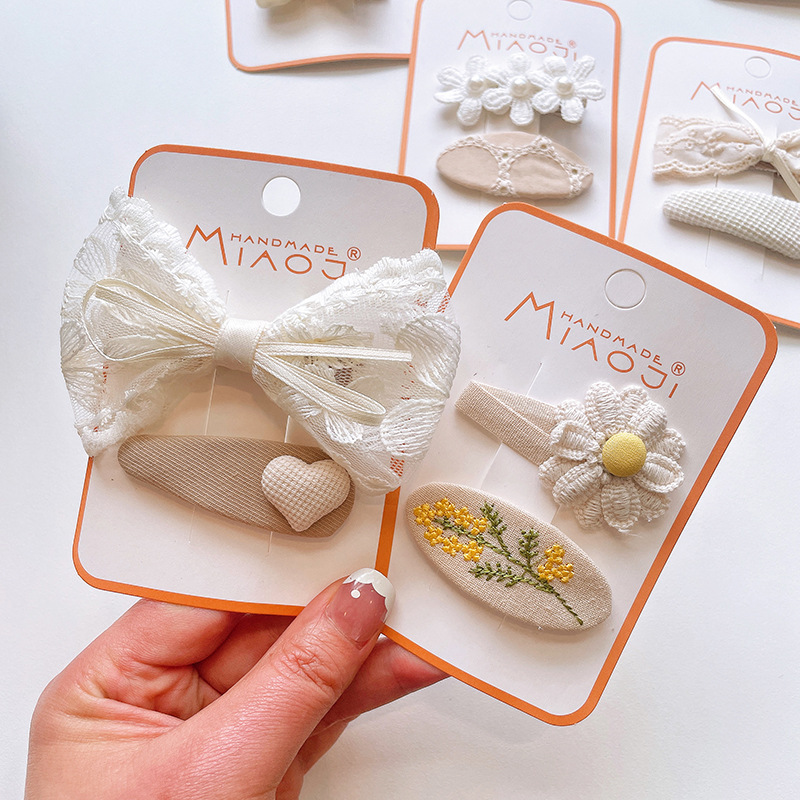 Kid'S, Women's Gender Elegant Korean Style Kid'S Women's Embroidery Cartoon Knot Cloth Bowknot Hair Clip