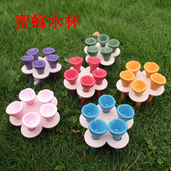 Cross-Border Bee and Insect Drinking Cup Resin Flower Bee Water Cup Drinking Fountain Attracts and Nourishes Bees and Birds Feeder