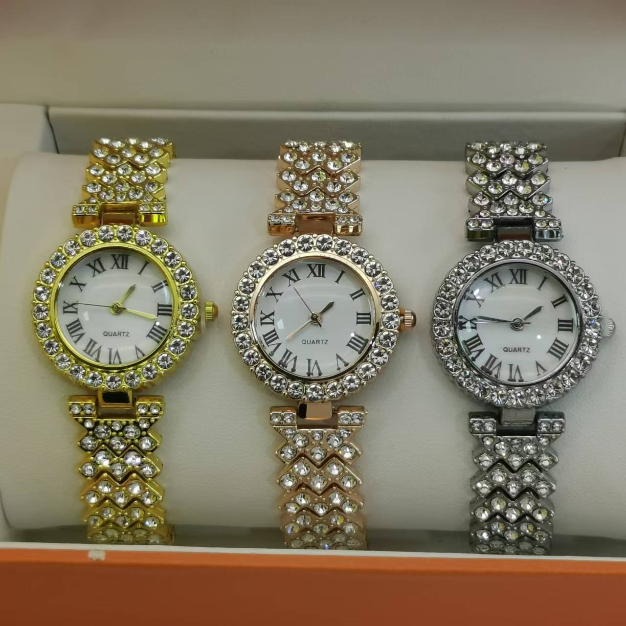 Fashionable trend universal elegant quartz watches
