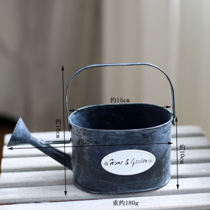 다크 브라운 타원형 주둥이 냄비는 화분에 물을 줄 수 없다는 점에 유의해야합니다.