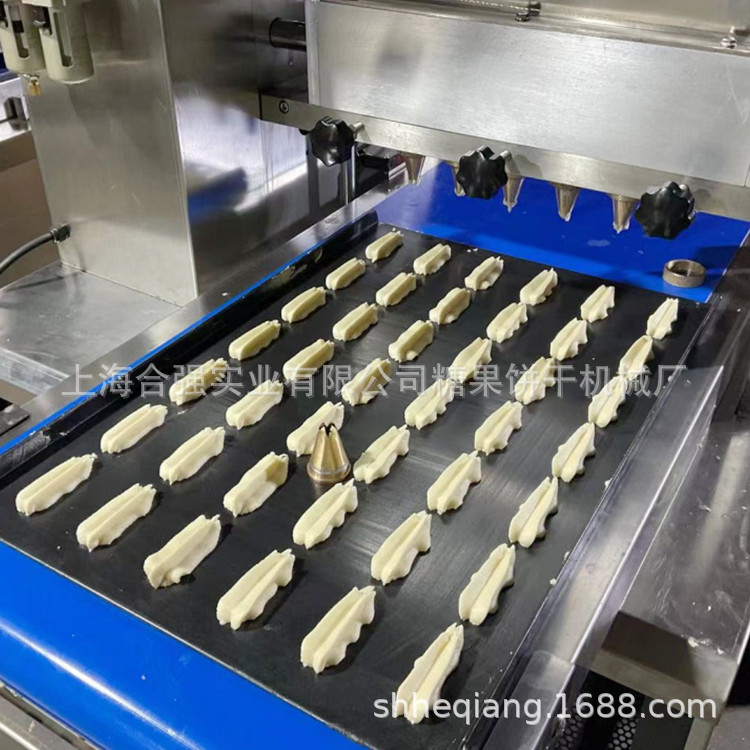 厂家批发曲奇挤出成型机泡芙机 长白糕烤芙拉条机 曲奇饼干生产线