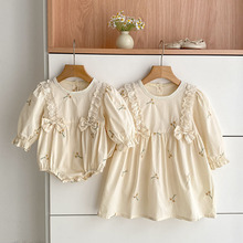 春秋新款女宝宝连衣裙婴儿爬服哈衣长袖蝴蝶结绣花女童公主裙韩版