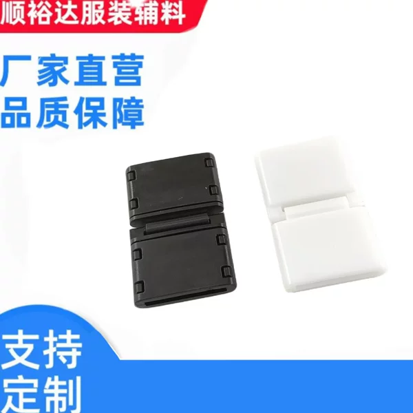 The supply of hand tooling webbing plastic safety buckle can be 360-degree rotation surface bright without burrs to loosen freely