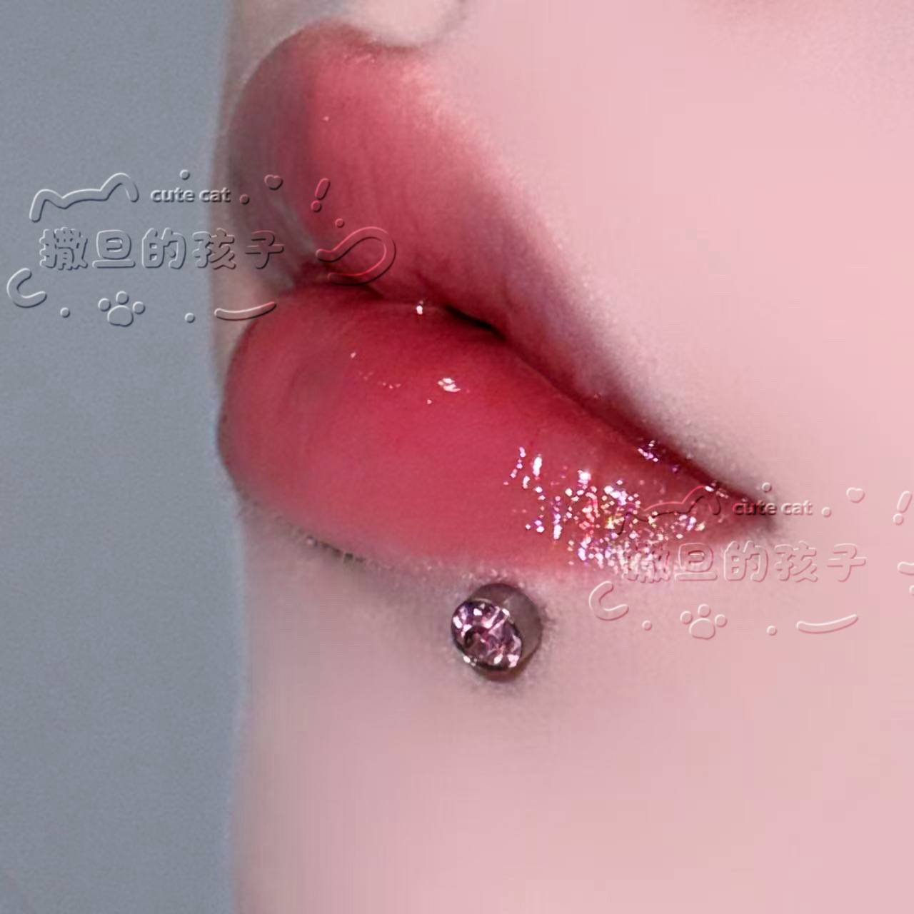 16G labret stud size and finish detail