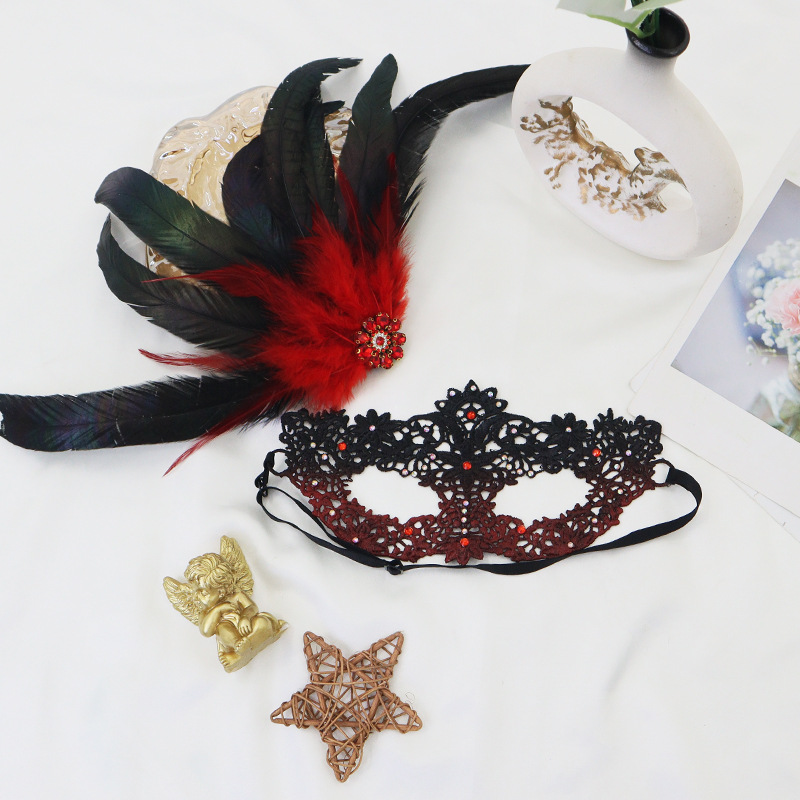 Máscaras de Halloween para adultos máscaras de color gris sexy plumas diamantes encaje mitad cara máscaras accesorios de fiesta