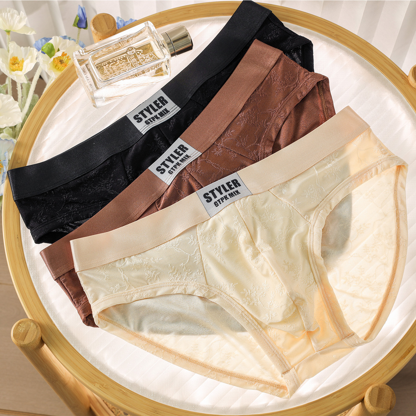 New Men's Ice Silk Briefs, New Chinese Style, Comfortable, Breathable, Trendy, Loose-Fitting Briefs for Young Men